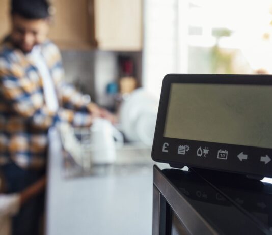 Створення енергоефективного та екологічно сприятливого будинку в Оттаві. Допомога BetterHomesOttawa