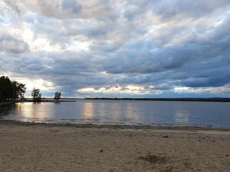 Britannia Park and Beach