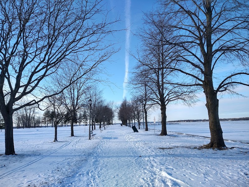 Britannia Park and Beach