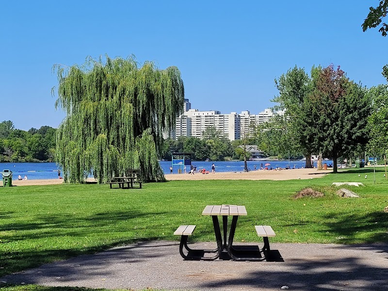Mooney's Bay Park and Beach